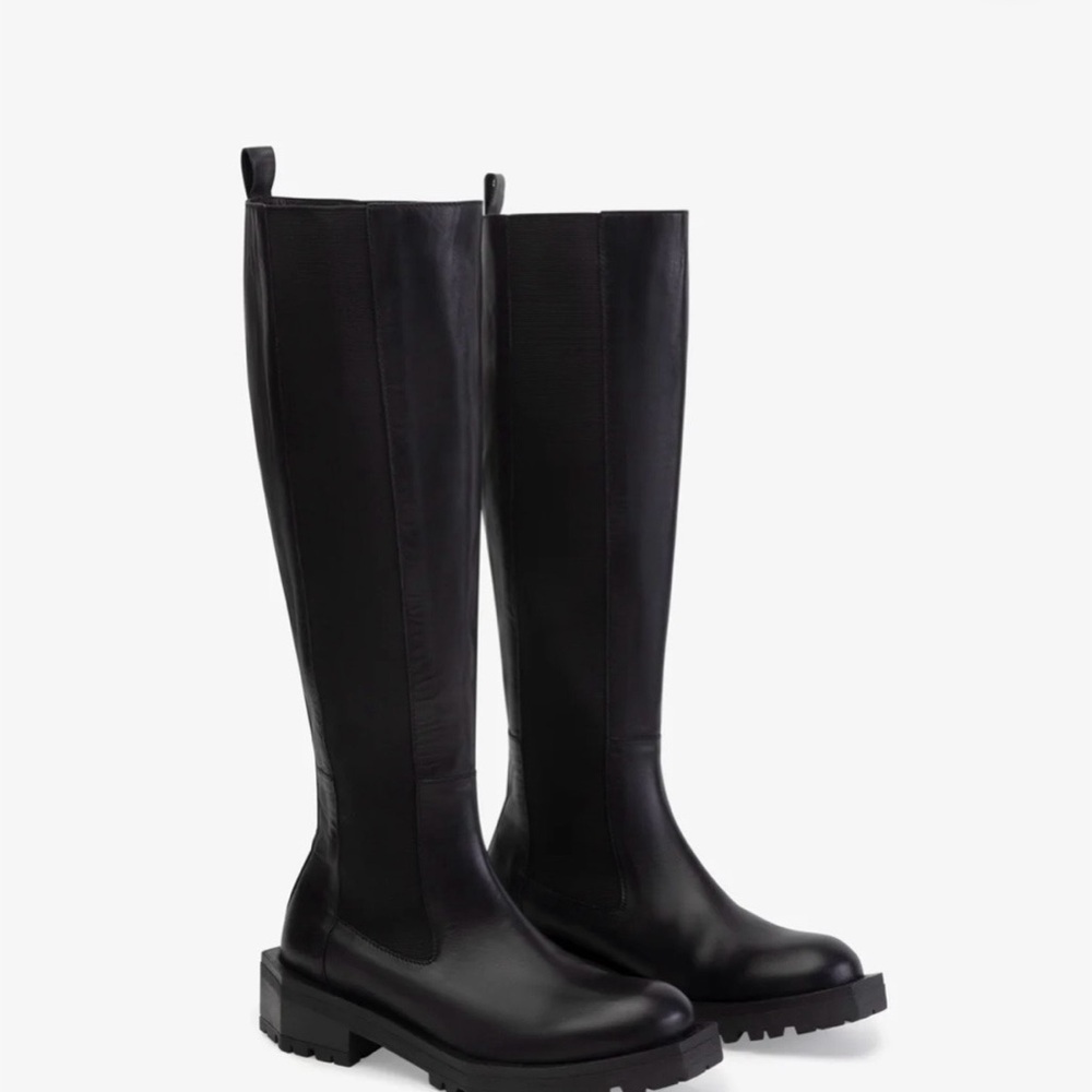 NWT Marcella Carnegie knee high boot
